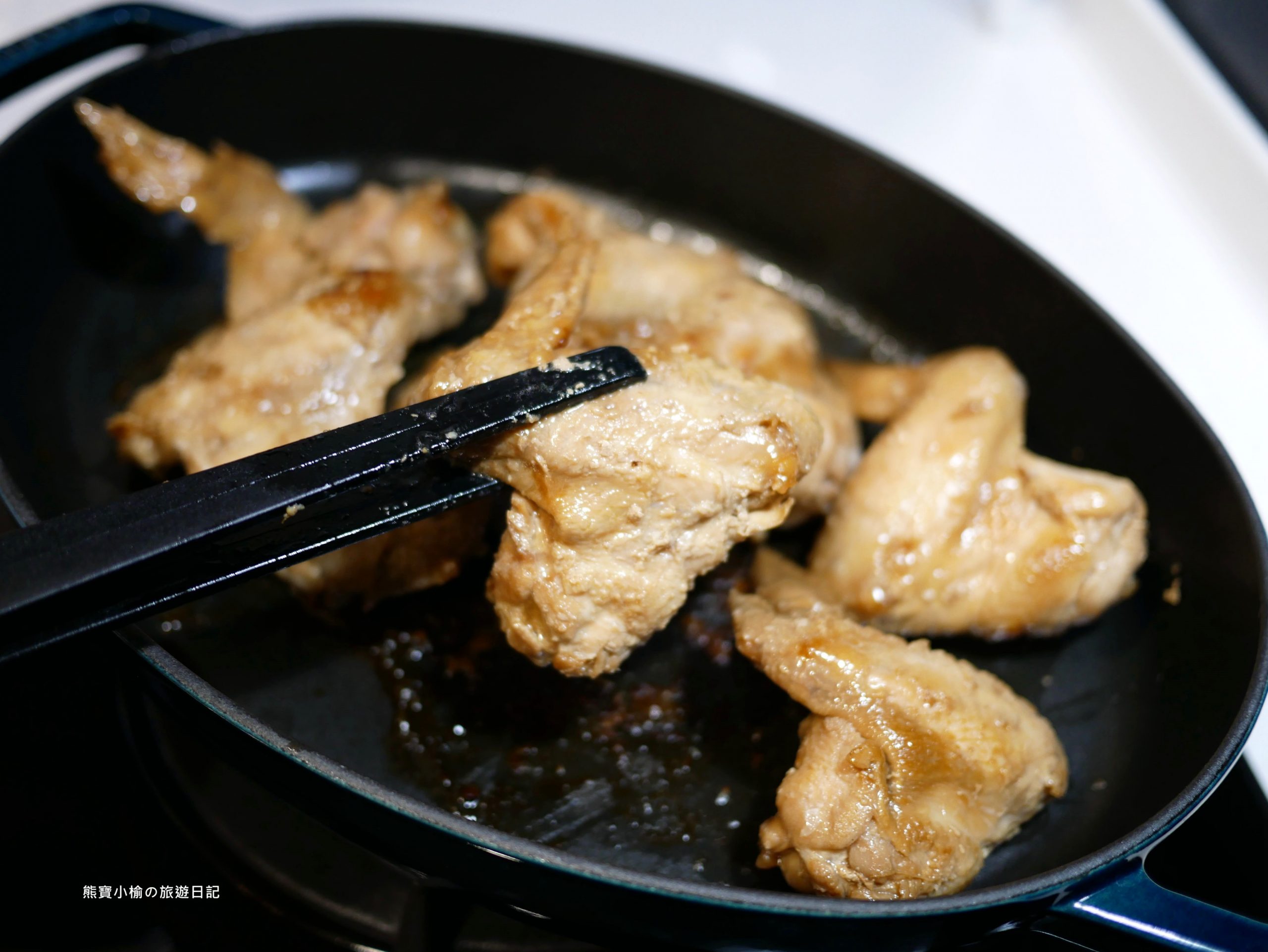 【台中美食】荷葉坊手作即食料理，中式家常菜冷凍宅配到府，必吃外婆紅燒肉&#038;紅燒獅子頭&#038;八角雞翅，內文附詳細菜單介紹。 @熊寶小榆の旅遊日記