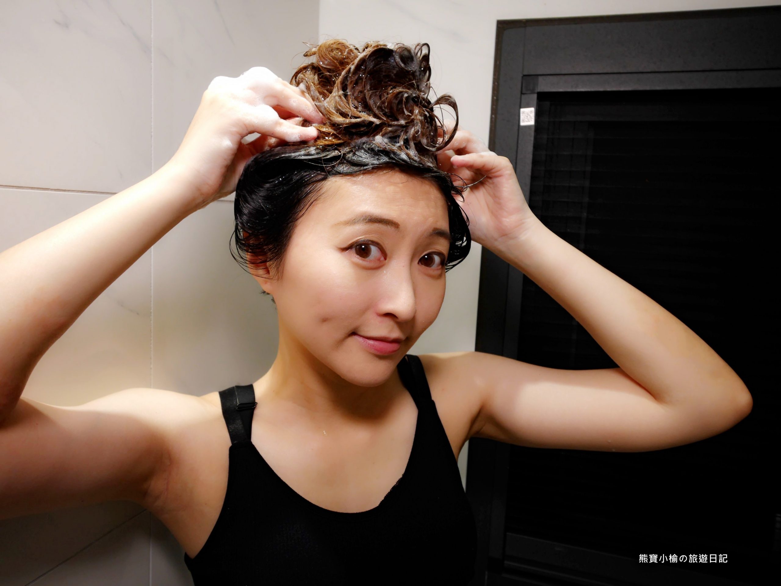 【美髮造型】Adela 愛德拉洗髮精&核心機能素&頭皮調理滋養液，毛躁髮質調理心得！ @熊寶小榆の旅遊日記