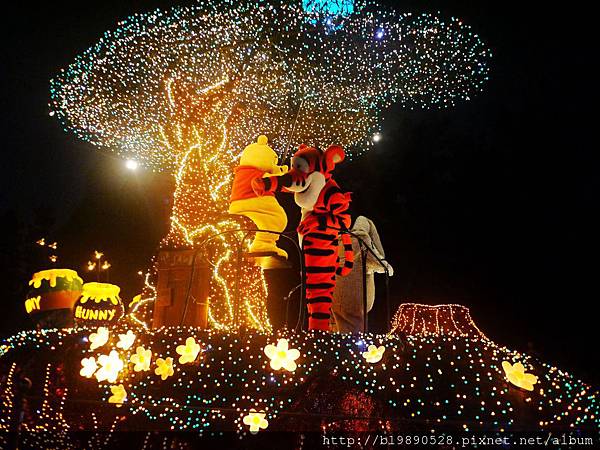 [東京自由行]201507迪士尼樂園夜間遊行&#038;城堡煙火秀。電子大遊行夢之光&#038;幸福滿夜空 @熊寶小榆の旅遊日記