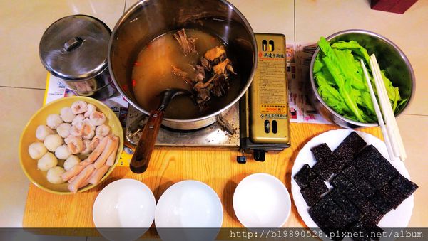 [食譜]冬季火鍋|全聯薑母鴨在家自己煮，到底好吃不好吃? @熊寶小榆の旅遊日記